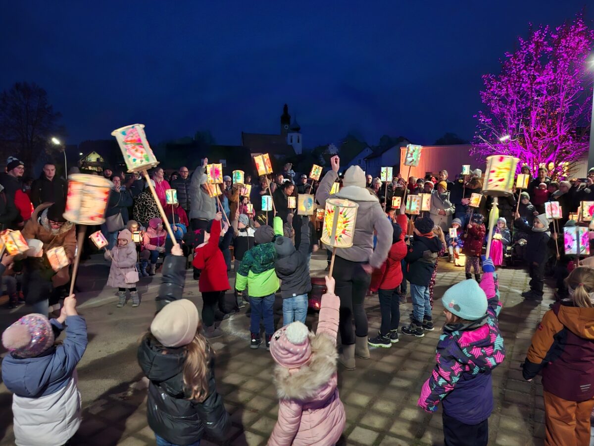 Püchersreuther Kinderstodl feiert St. Martin