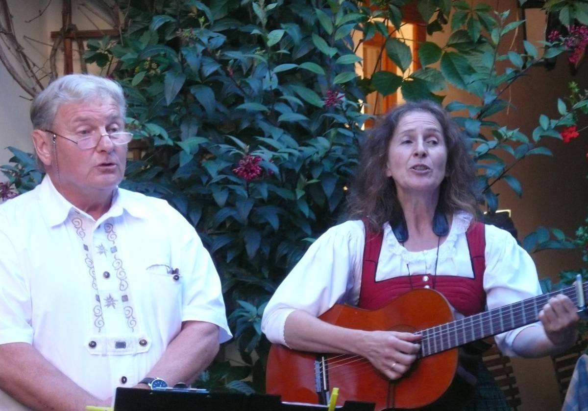 Kulturabend in Falkenberg: Staade Weisen mit dem Neualbenreuther Zwio