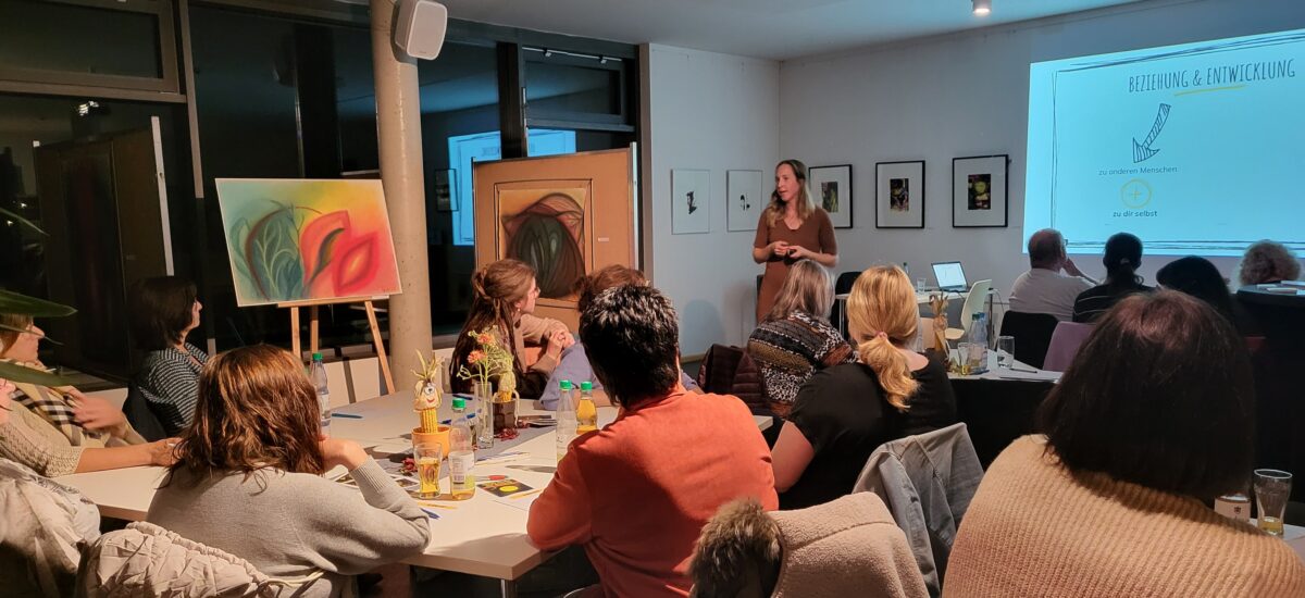 Kunstausstellung "Innere Bilder" begeistert viele Besucher in Mitterteich