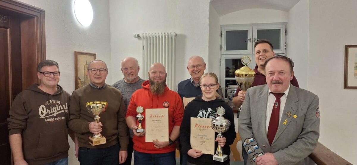 Leonhardischießen in Beidl krönt Ferdinand Dietz und Johannes Wein