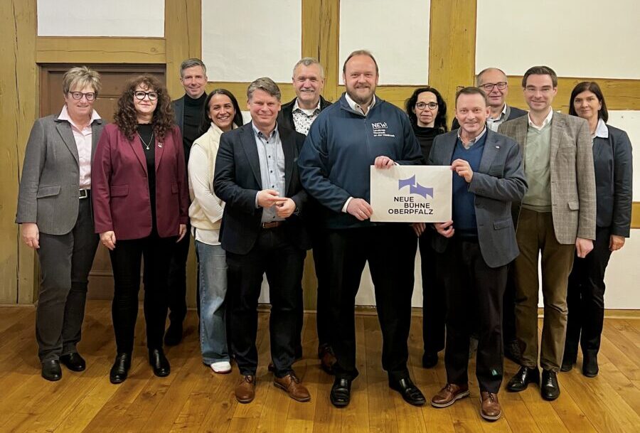 Neue Bühne Oberpfalz stärkt Theaterförderung in Neustadt
