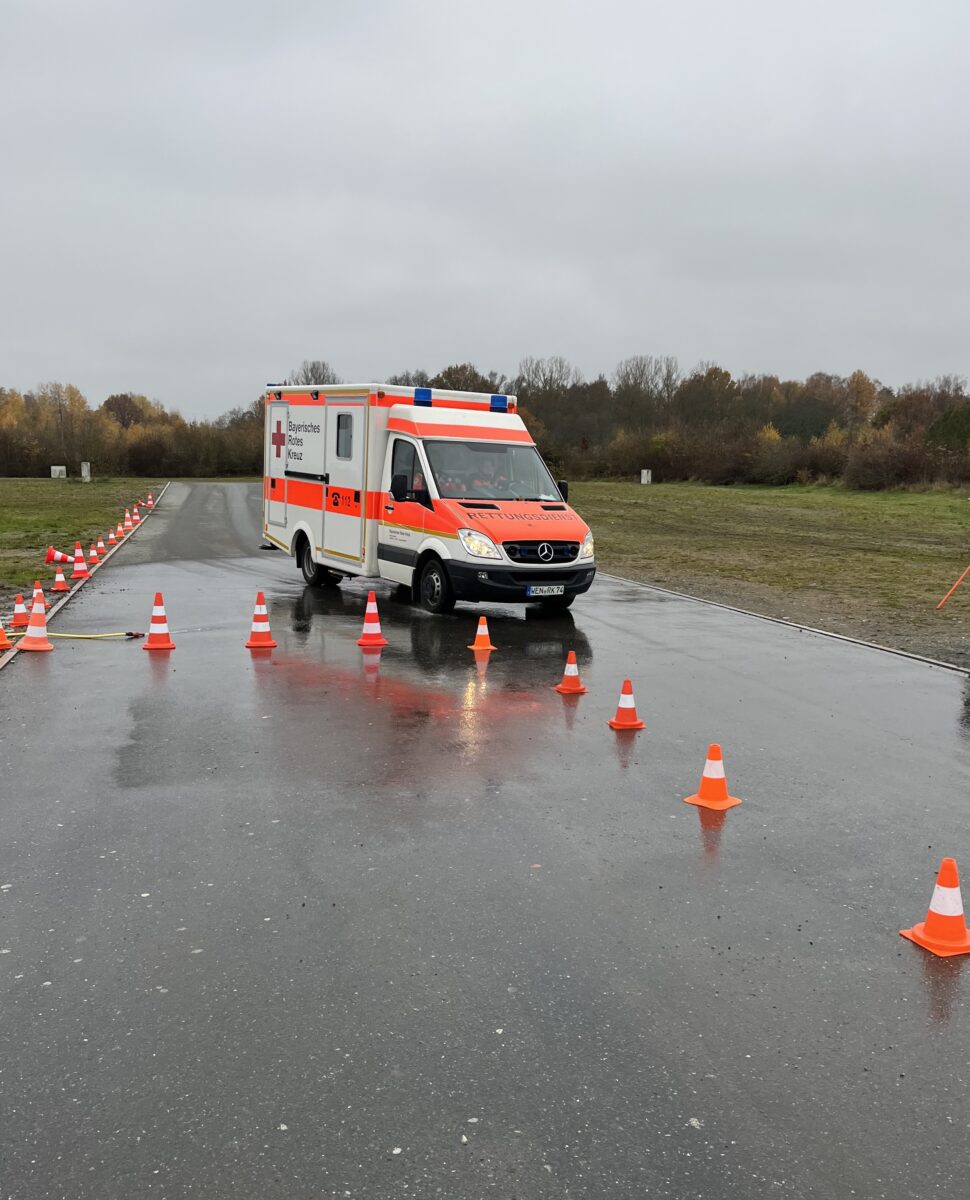 Ortsverkehrswacht Weiden schult Ehrenamtliche für sichere Einsätze