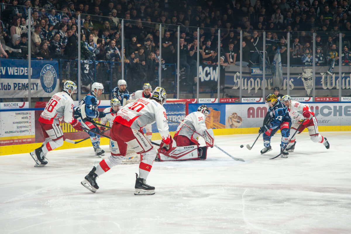 Blue Devils verlieren trotz starker Phasen – Nauheim trifft spät zum 2:3