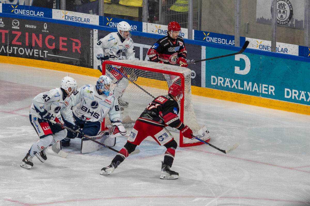 Blue Devils belohnen sich beim starken Auswärtsspiel in Landhut