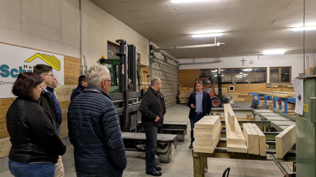 Tradition trifft Technik bei Holzbau Schraml in Erbendorf