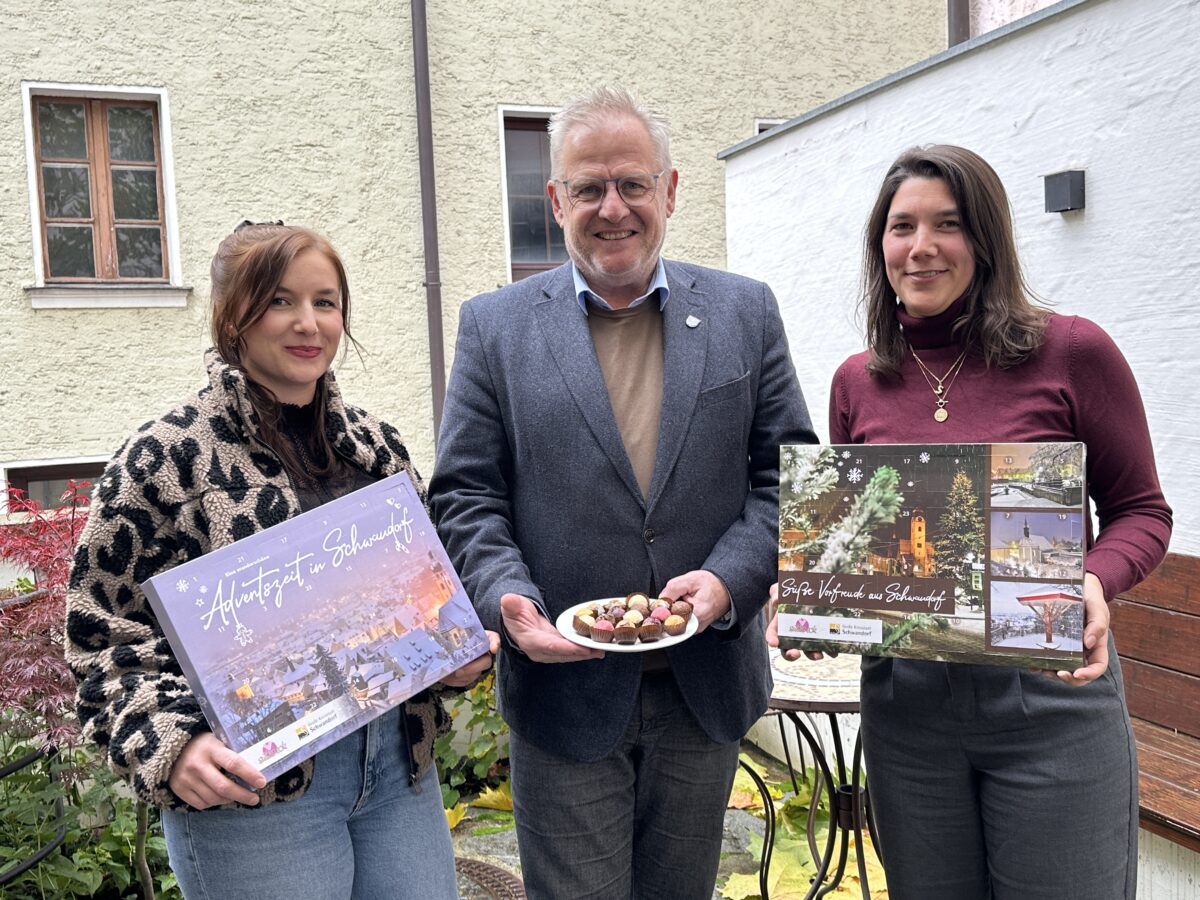 Pralinen-Adventskalender sammelt Spenden in Schwandorf