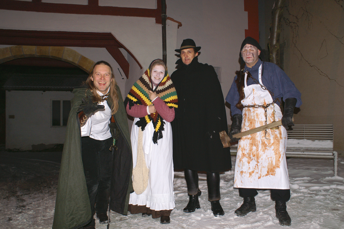 Rauhnächte-Mysterienspiel in Burglengenfeld begeistert mit sieben Szenen