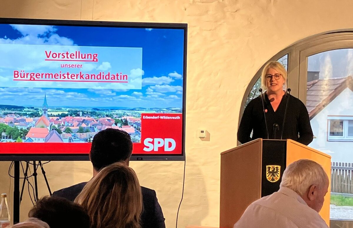 Erbendorfer SPD nominiert: 100 Prozent Zustimmung für Petra Thomas und Stadtratsliste