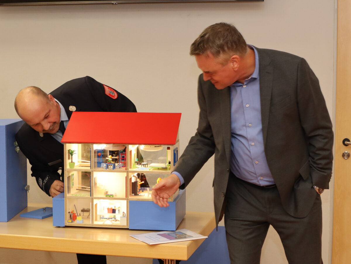 Pädagogisch wertvoll: Rauchhaus für die Feuerwehr