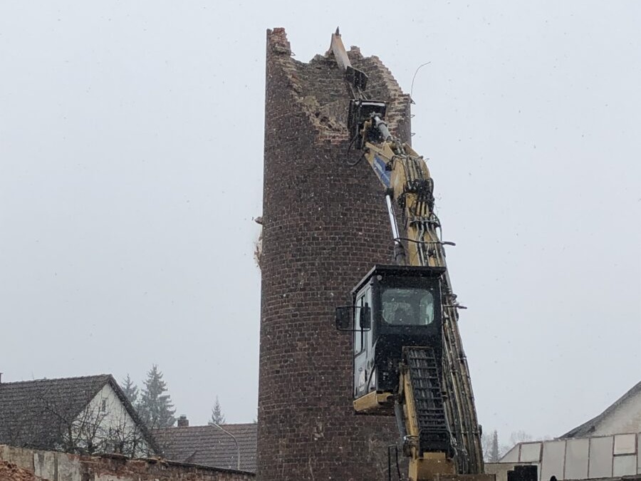 Sanierung der ehemaligen Bleikristallfabrik Beyer beginnt
