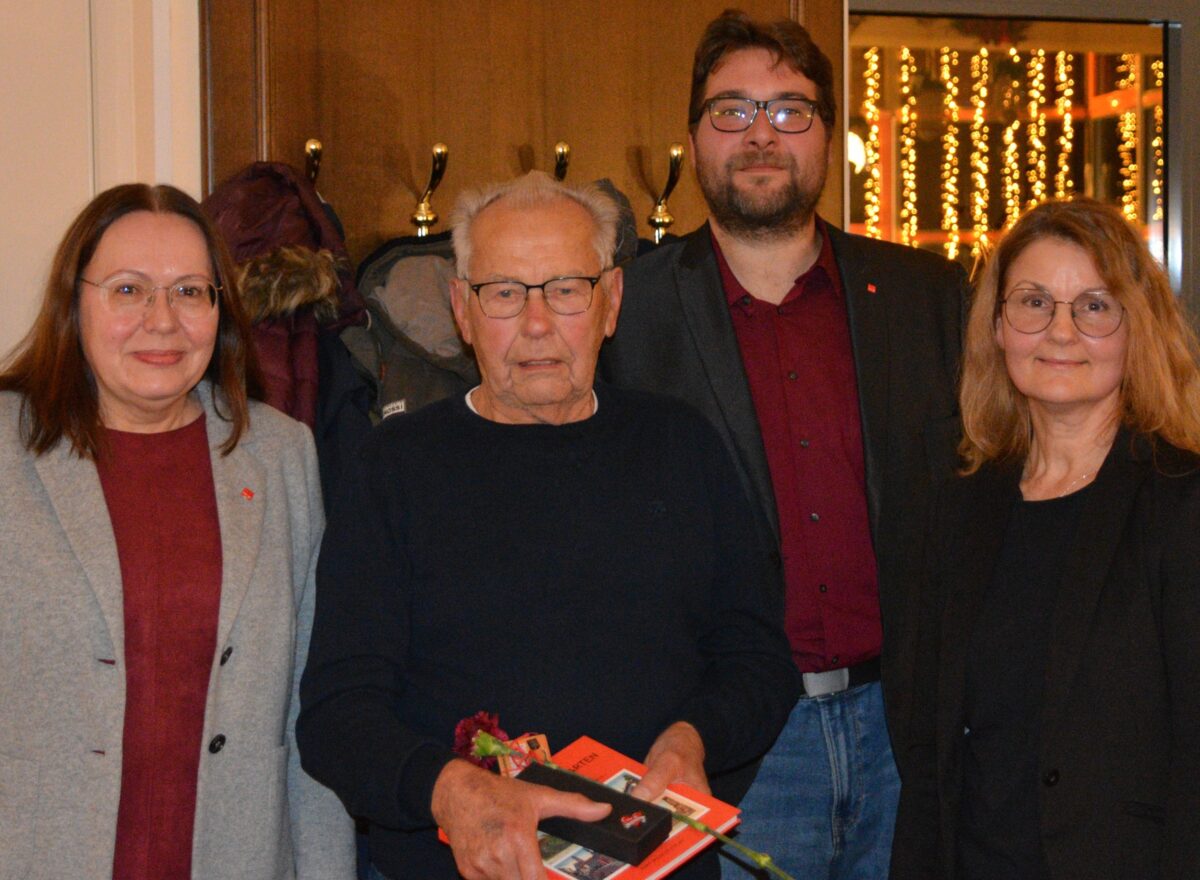 ver.di ehrt in Amberg Jubilare bis zu 70 Jahre Mitgliedschaft