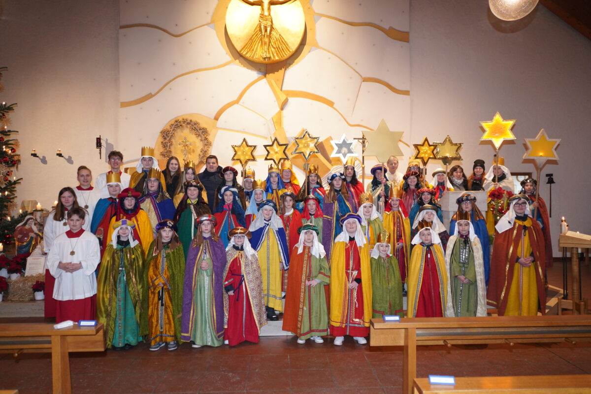 So viele wie noch nie: 55 Sternsinger schwärmen in Waldthurn aus