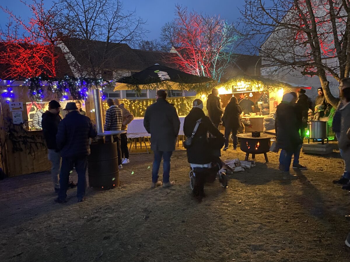 Besucherandrang beim Tännesberger Weihnachtszauber