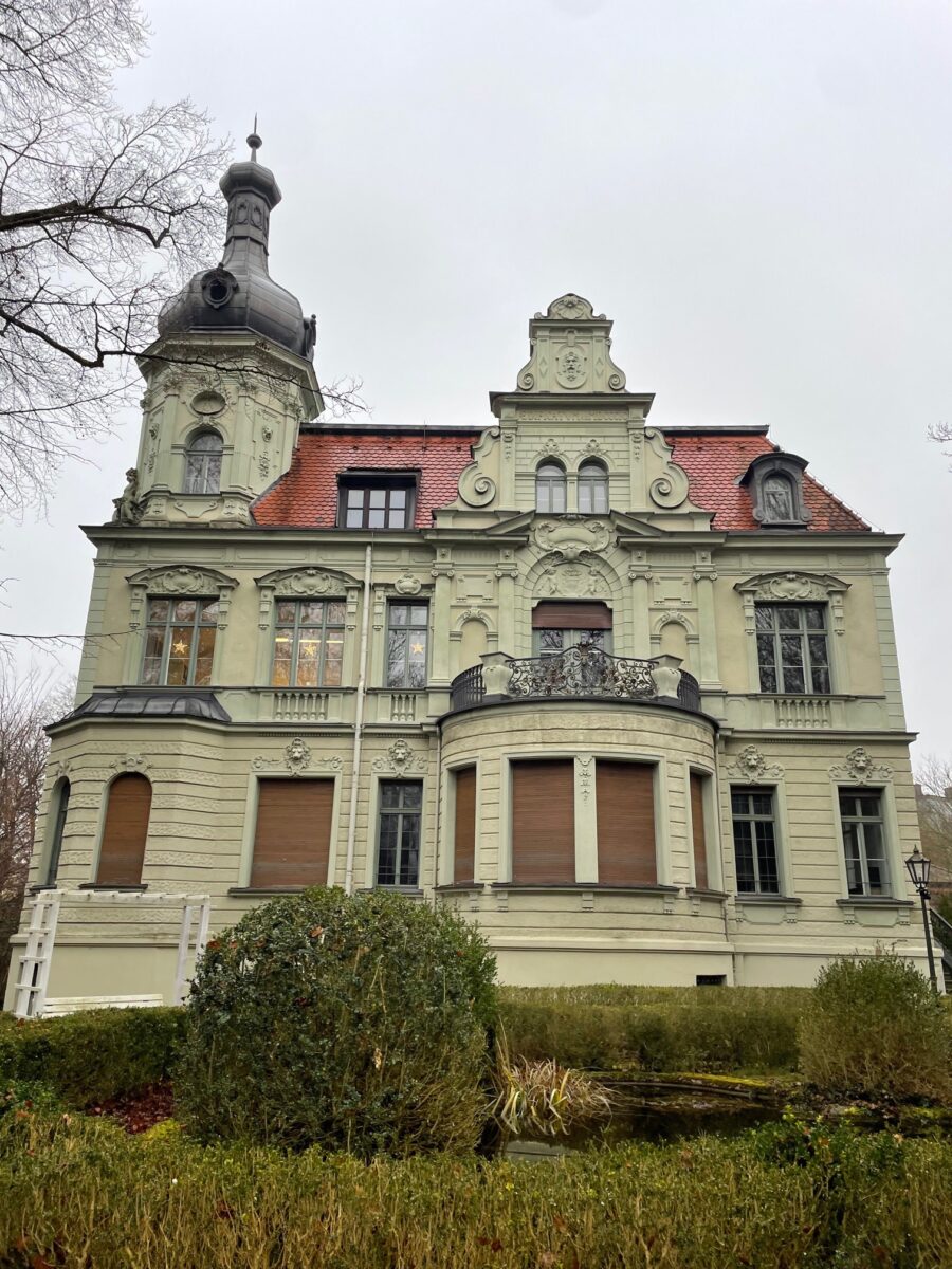 Bezirk Oberpfalz stärkt Erinnerungskultur und Kulturförderung