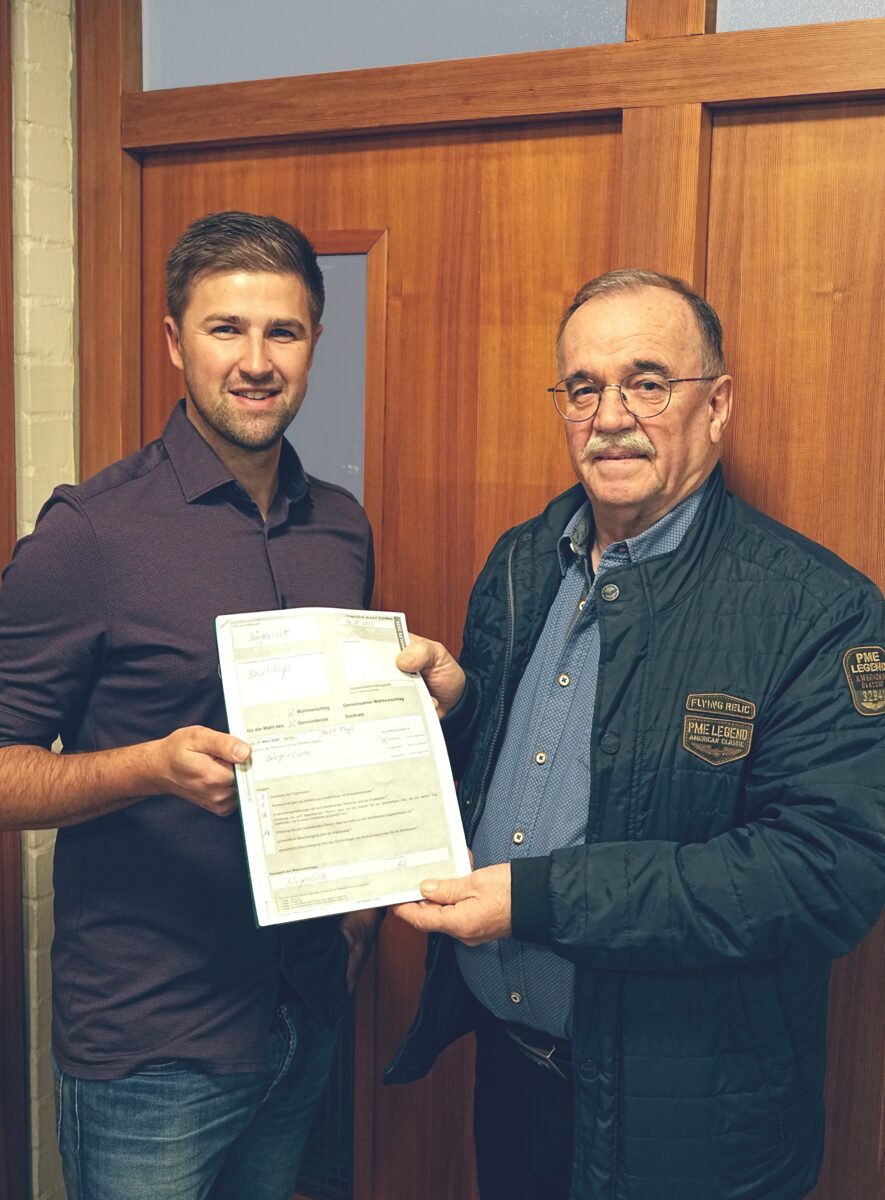 Bürgerliste sammelt Unterschriften in Floß