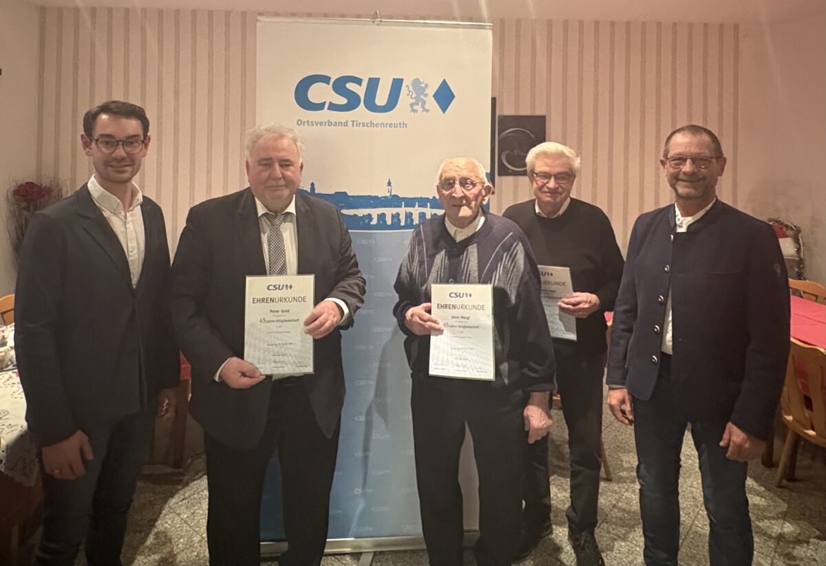CSU-Ortsverband Tirschenreuth ehrt und startet in den Kommunalwahlkampf