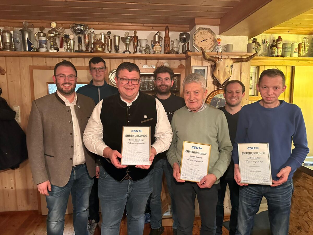 Der CSU-Ortsverband Kaltenbrunn-Dürnast ehrt treue Mitglieder und blickt auf die Kommunalwahl 2026.
