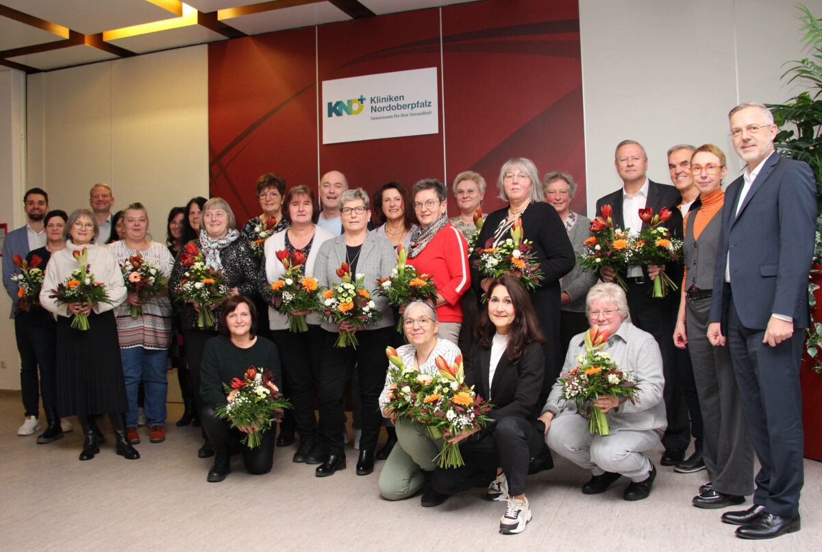 Ehrung für viele Dienstjahre in Weiden