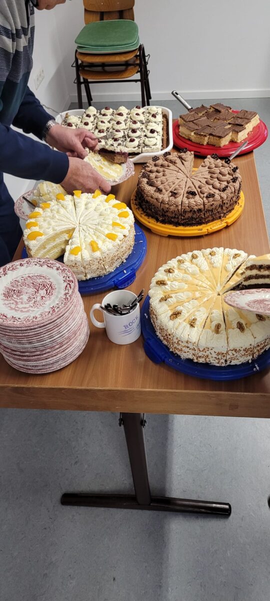 Festliche Weihnachtsfeier im BRK Café Zeitlos in Neustadt