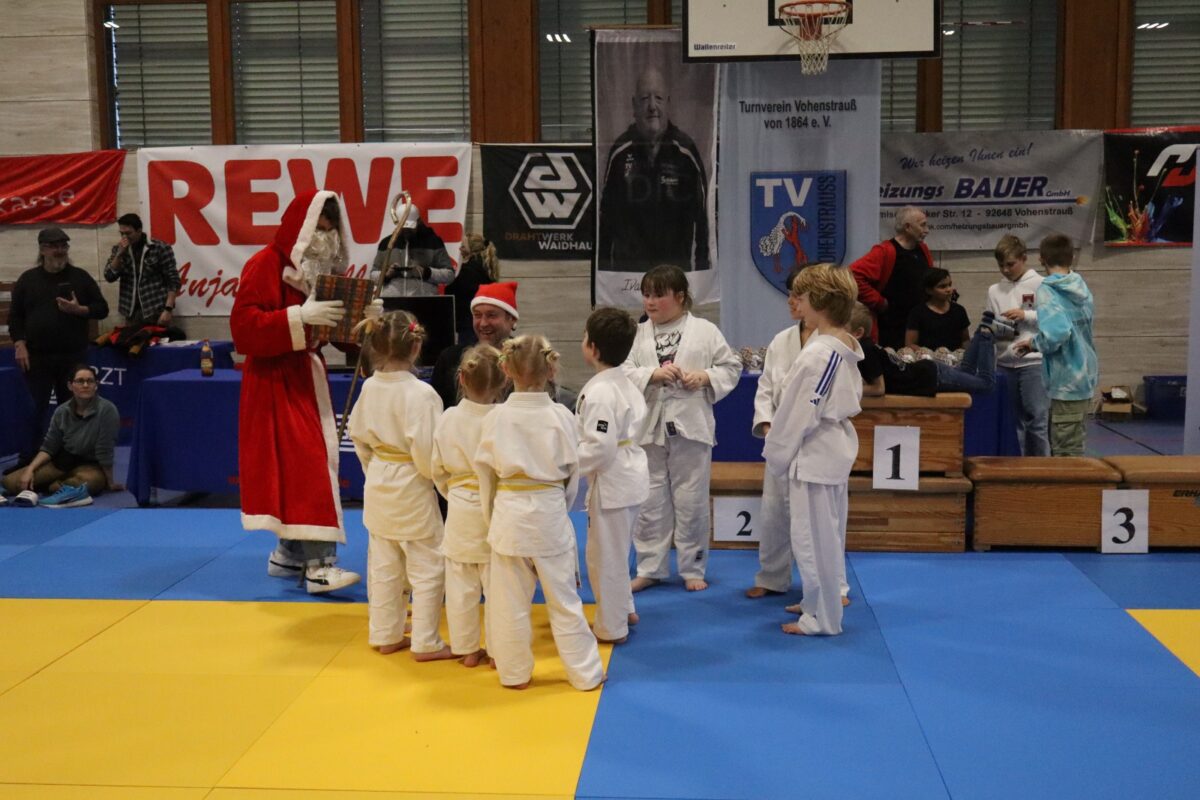 Gelungenes Judo-Nikolausturnier für den Nachwuchs in Vohenstrauß