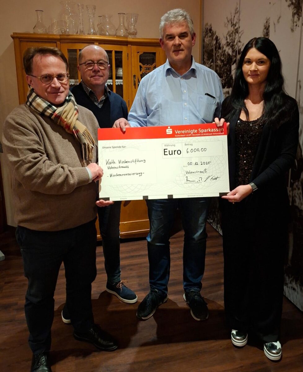 Großzügige 6.000-Euro-Spende für Kirchenrenovierung in Vohenstrauß