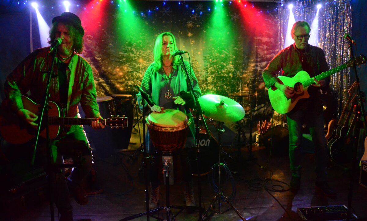 "Open Stage" Besuchermagnet im "Parapluie"