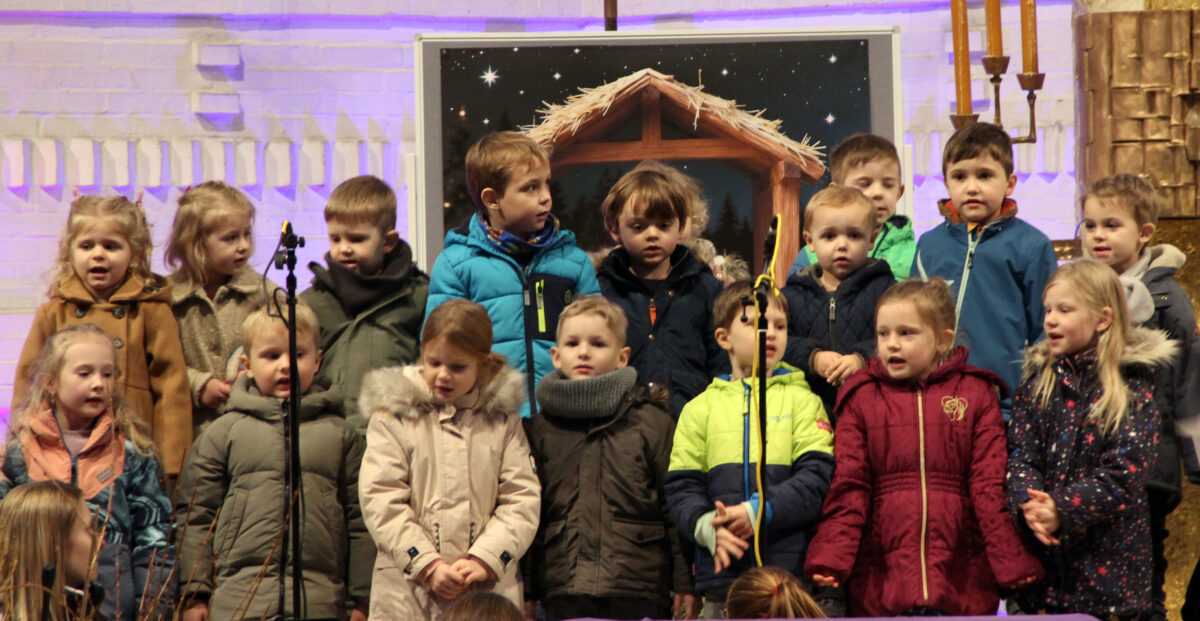 Stimmungsvolle Adventsandacht des Kinderhauses St. Elisabeth