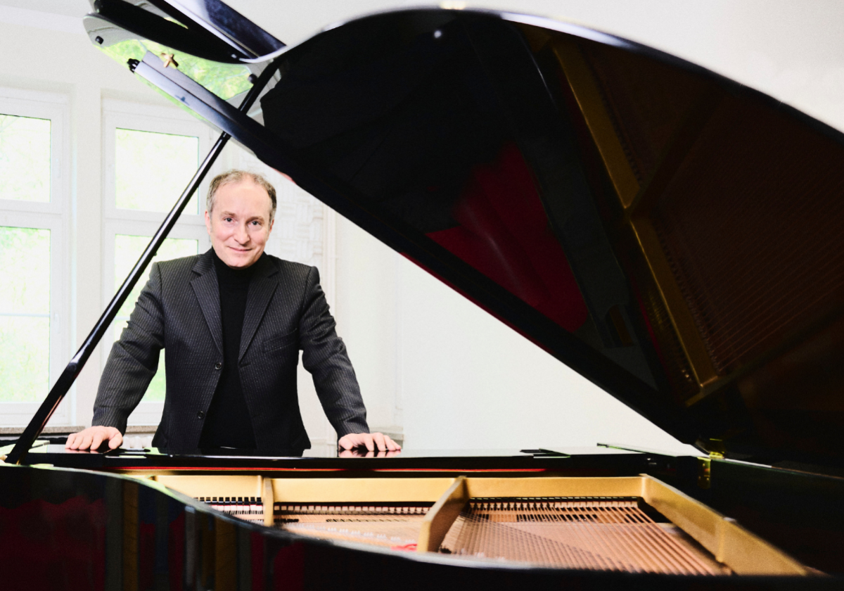 Klassik-Highlight: Neujahrskonzert mit Christian Seibert in Schwandorf