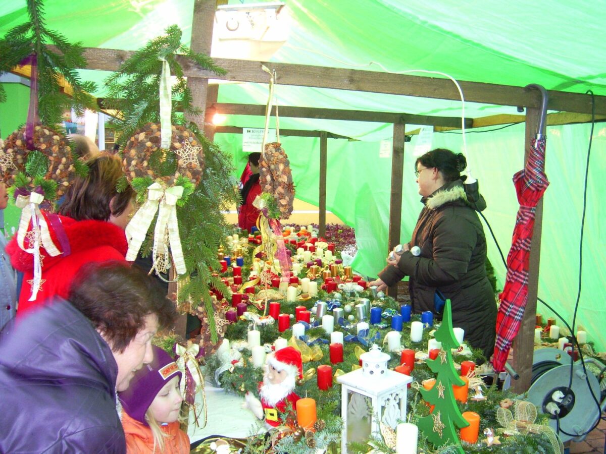 Adventbasar der Kolpinigsfamilie