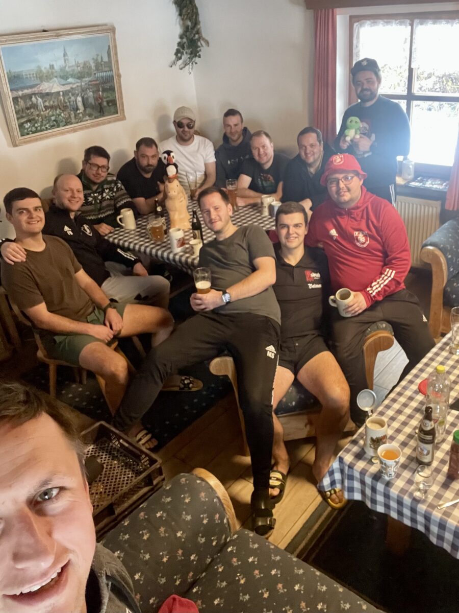 Mofa- und Mopedfreunde starten Ausflugsfahrt nach dreijähriger Pause