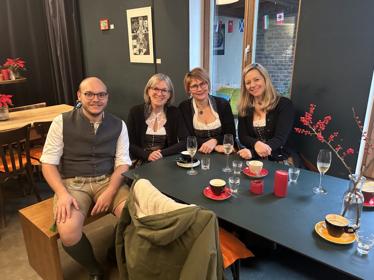 Mundart-Weihnacht in Waldthurn begeistert mit TriAngel und Bocklblech