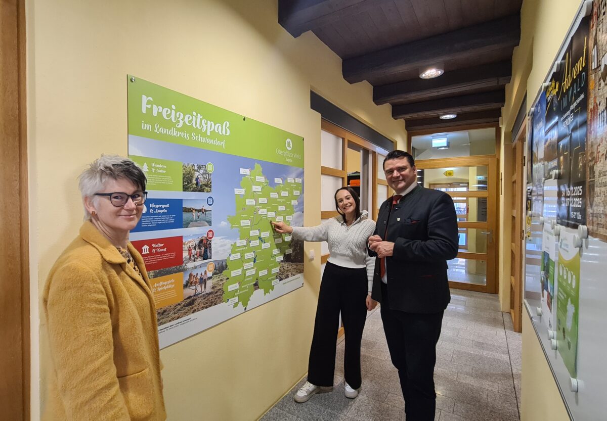 Neue Übersichtstafeln laden in Schwandorf zum Entdecken ein