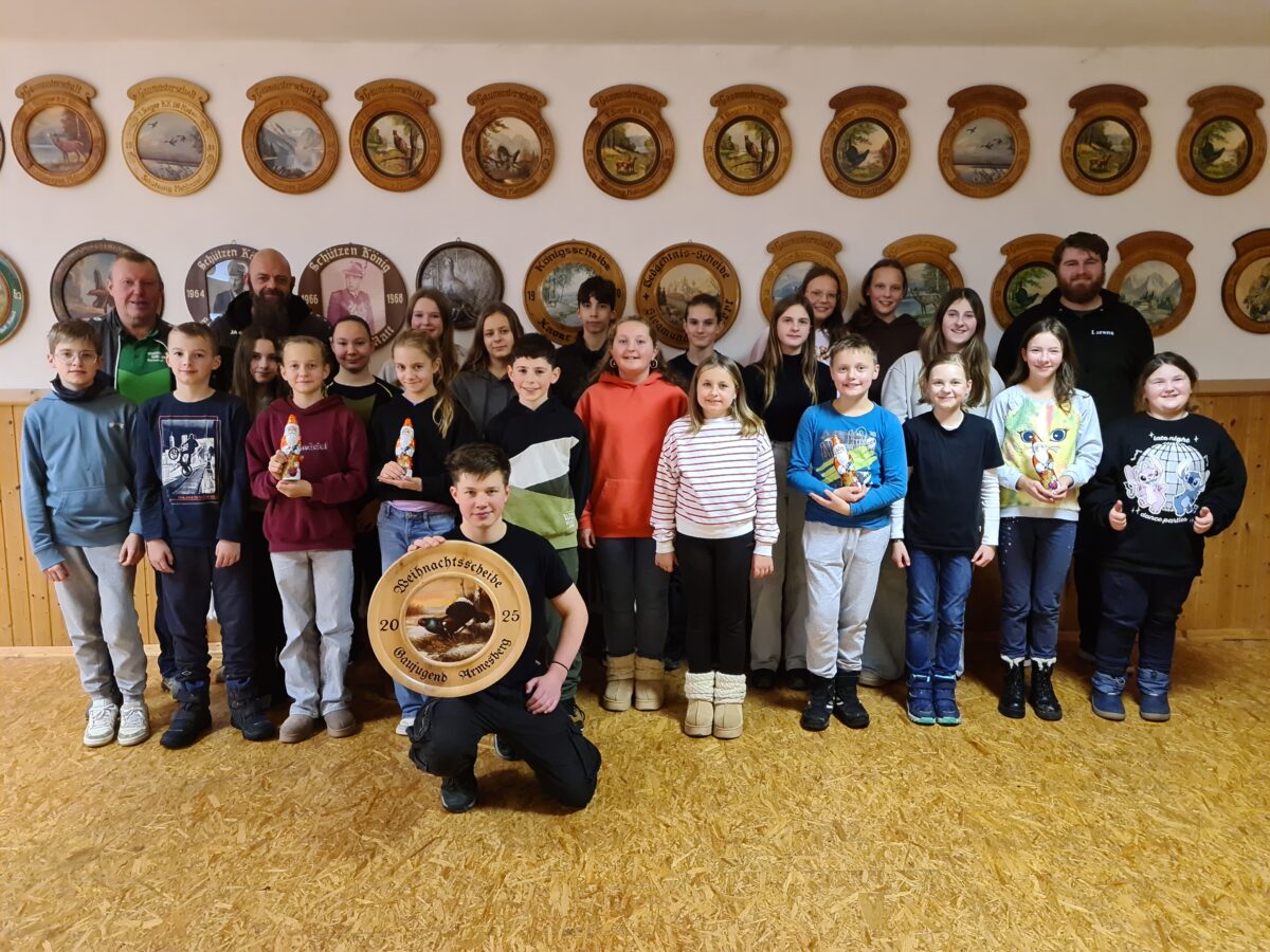 Nico Schürger gewinnt Weihnachtsscheibe in Mehlmeisel