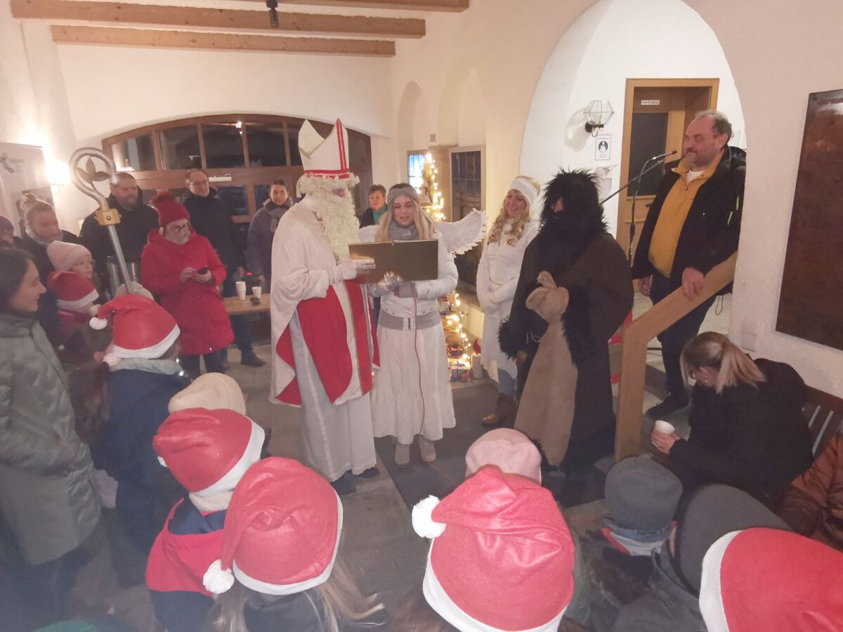 Nikolausabend am Rathaus