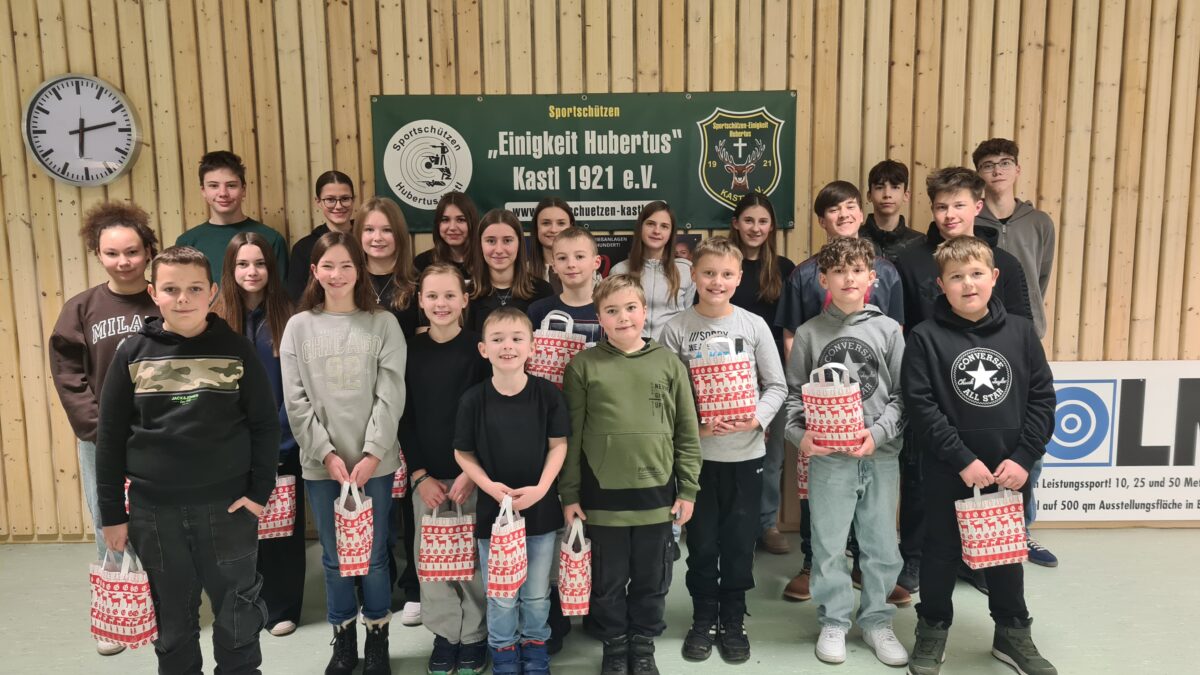 Nikolausgeschenke für Jungschützen in Kastl
