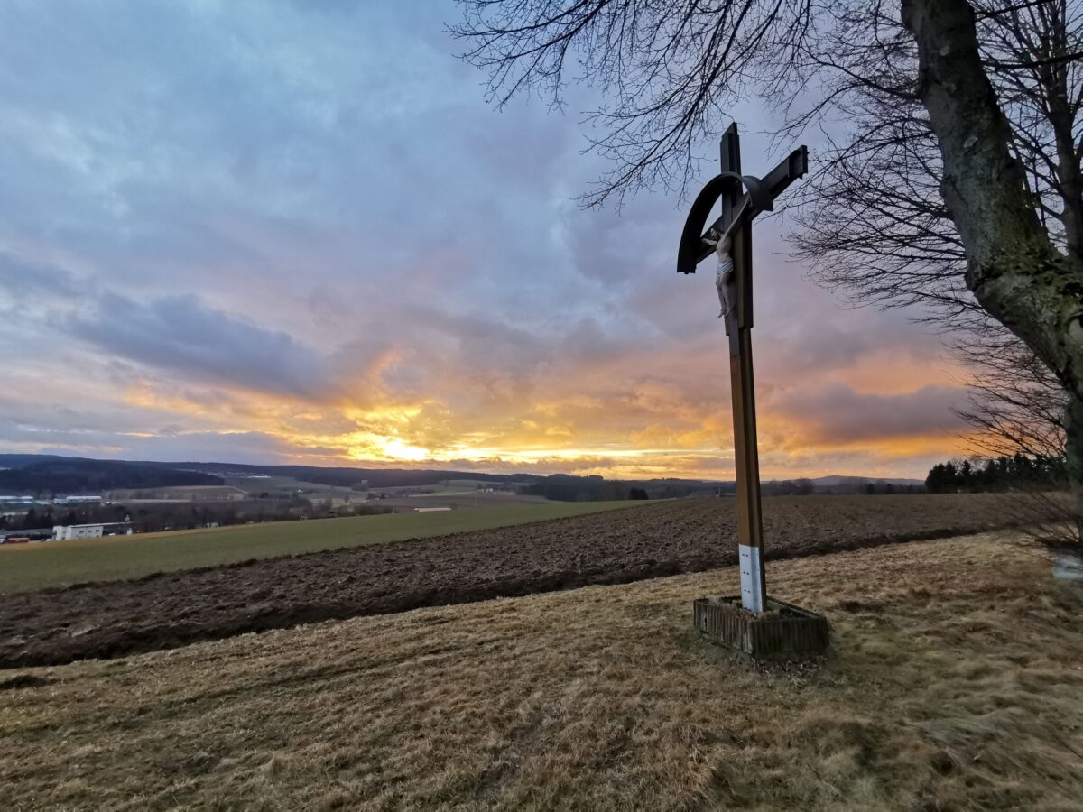 Erntedankfest mit Kindern und Terminevorschau der Pfarreiengemeinschaft aus Eslarner Sicht