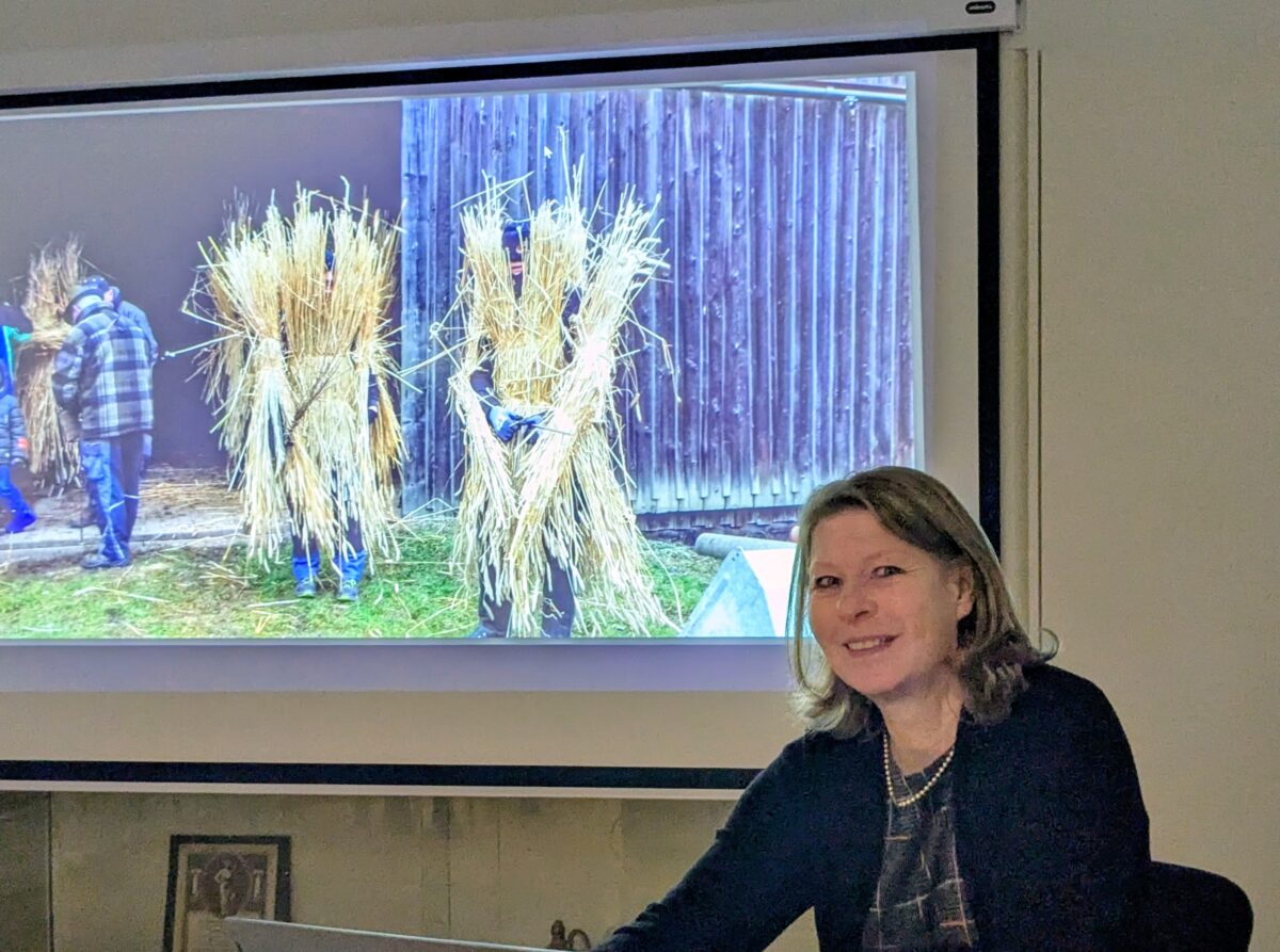 Regina Rosner beleuchtet Spuchtl-Bräuche im Volkskundemuseum Burglengenfeld