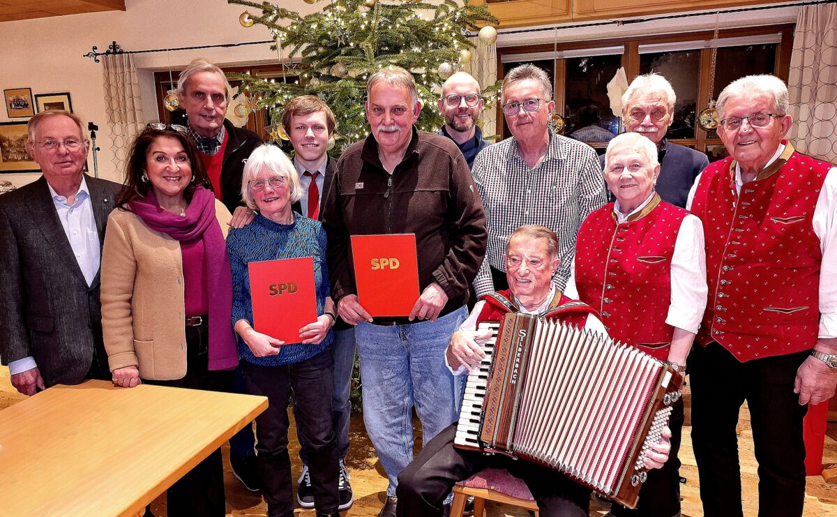 SPD ehrt langjährige Mitglieder bei Nikolausfeier in Weiden