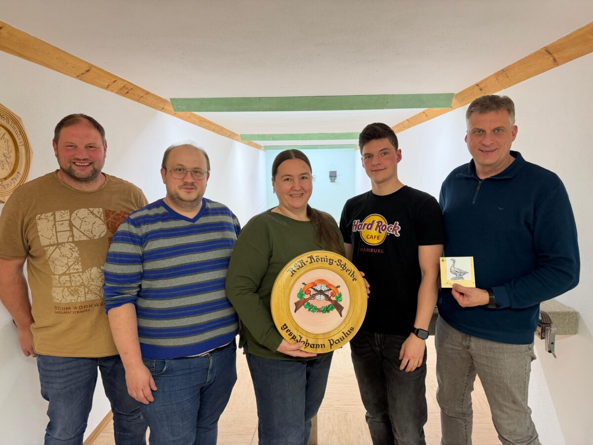 Stefanie Lindner wird Schützenkönigin in Luhe-Wildenau