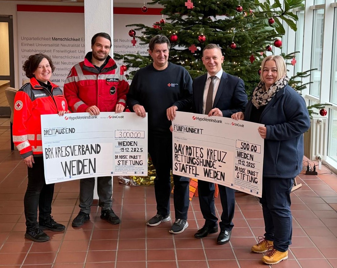 Stiftung unterstützt BRK in Weiden und Neustadt mit 3.500 €