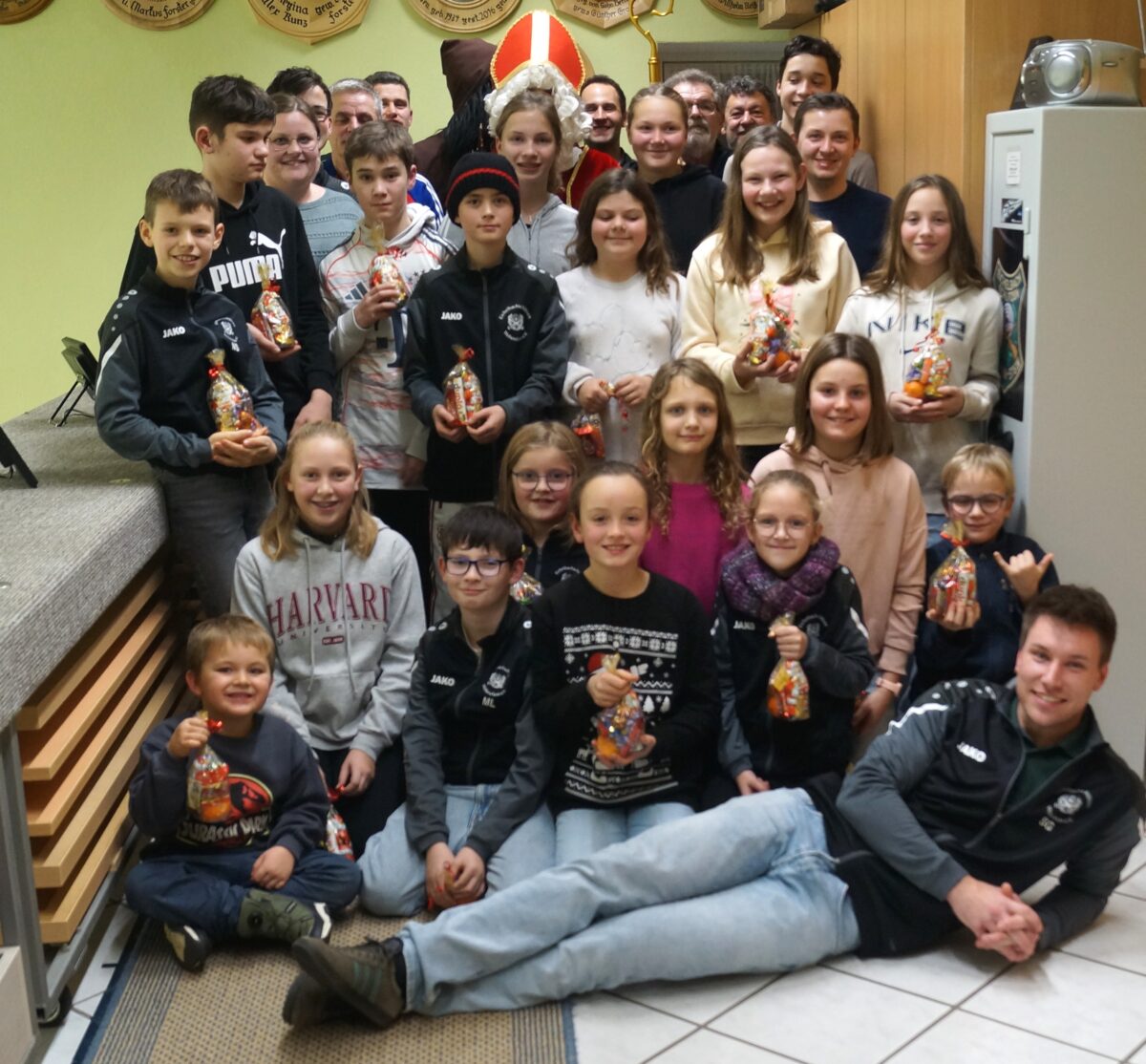 Teilnehmerrekord beim Nikolausschießen der Eichelbachschützen in Weihern