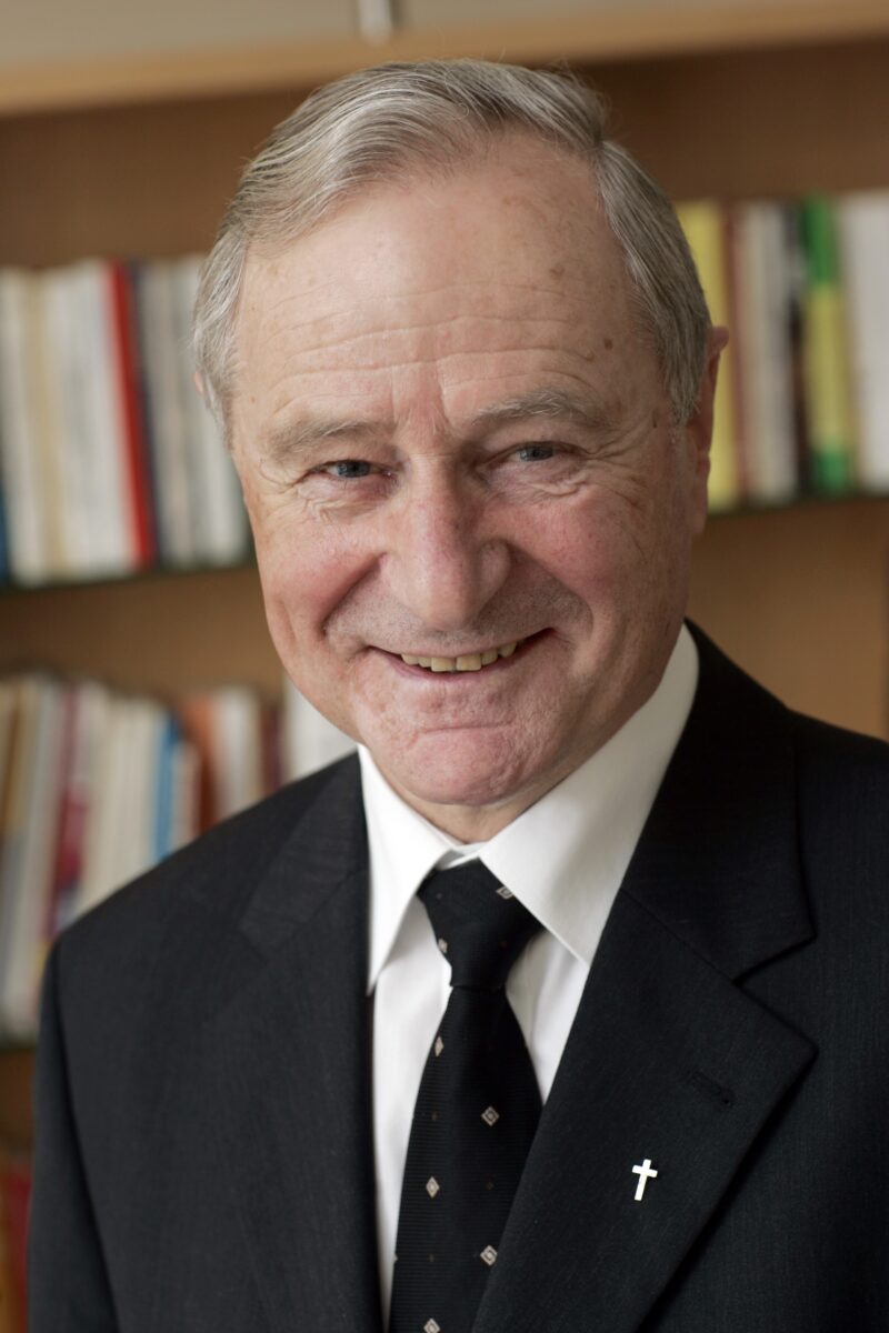 Bild 1 Prälat Dr. Josef Schweiger.JPG