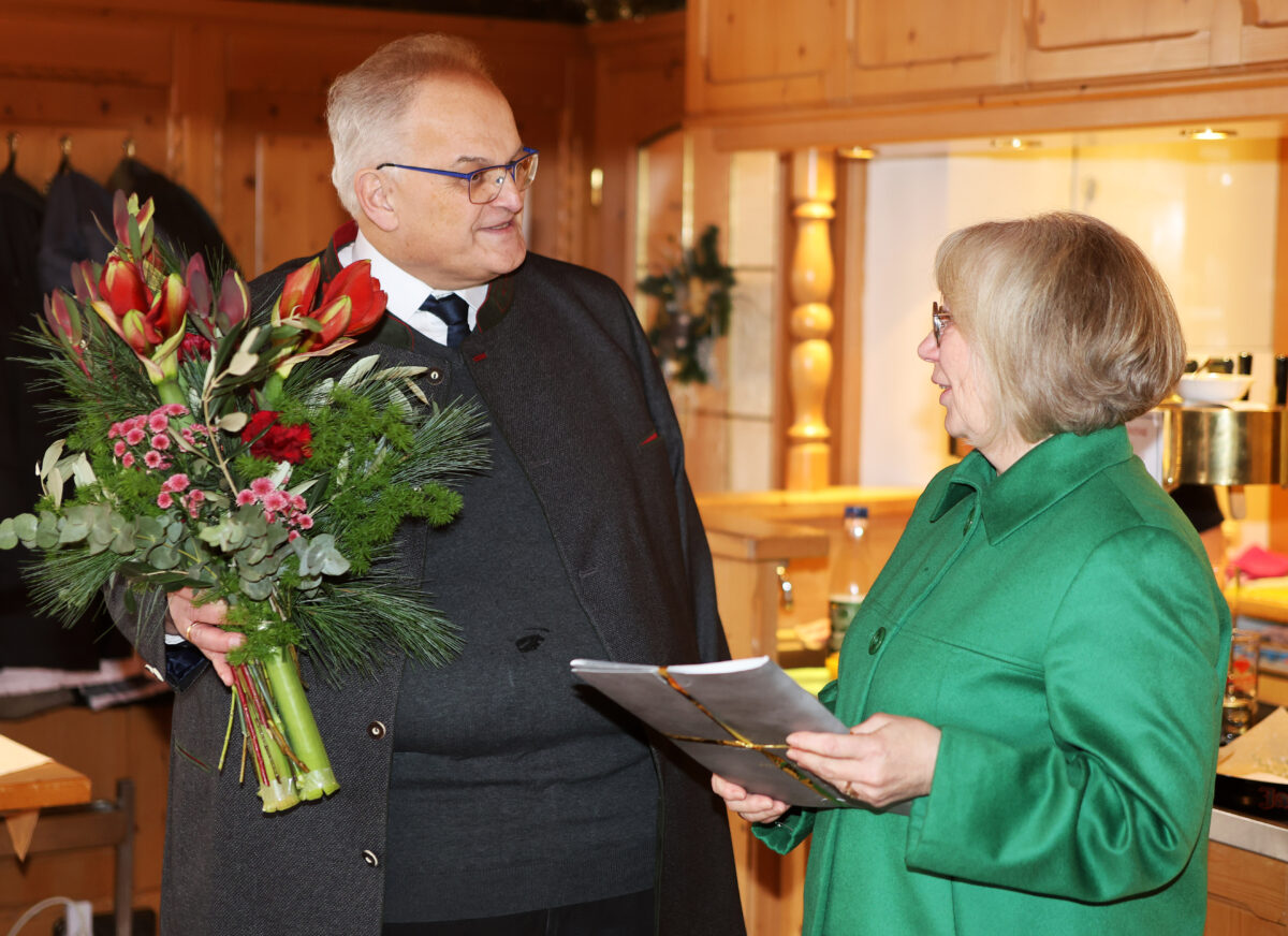 VWE verabschiedet Justiziarin Ute Schröer in Weiden nach 34 Jahren