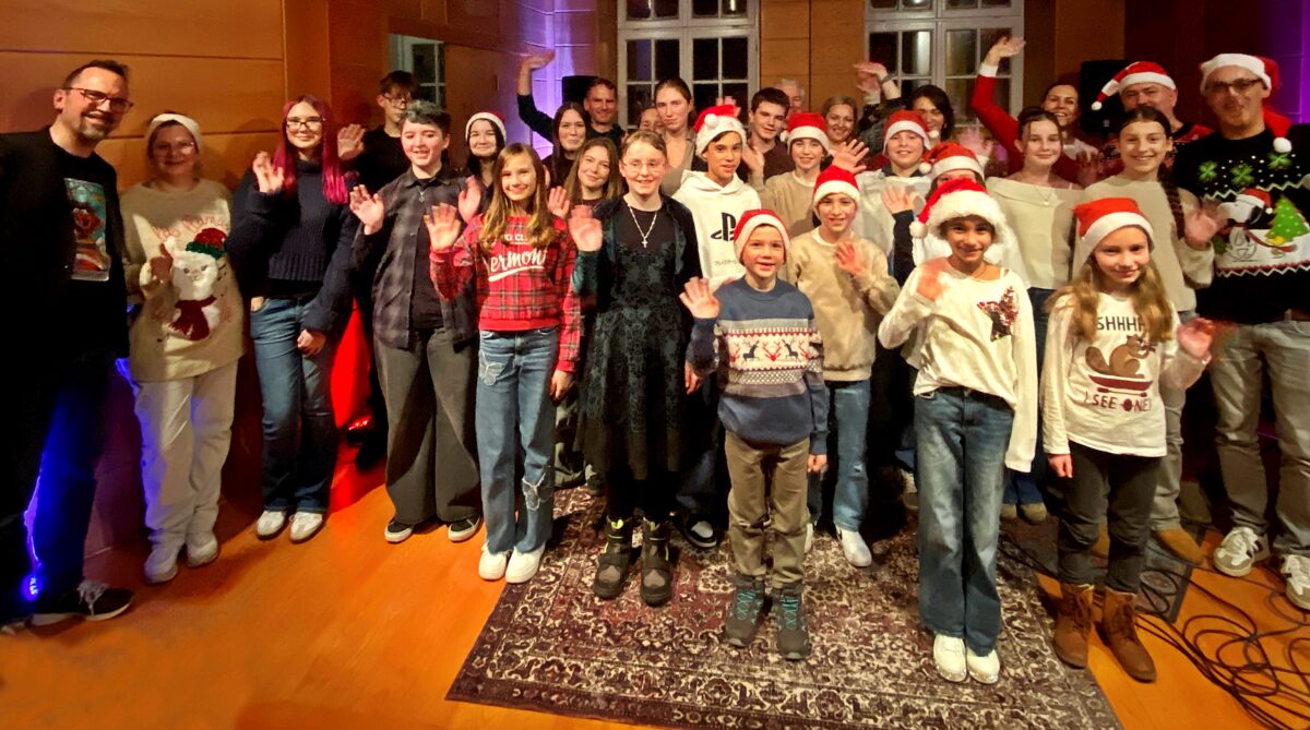Weihnachtsvorspiel der Franz-Grothe-Schule begeistert in Weiden