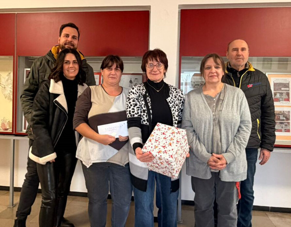 Pflegedienst Gratus Manus unterstützt Mittagsbetreuung der Grundschule Waldthurn