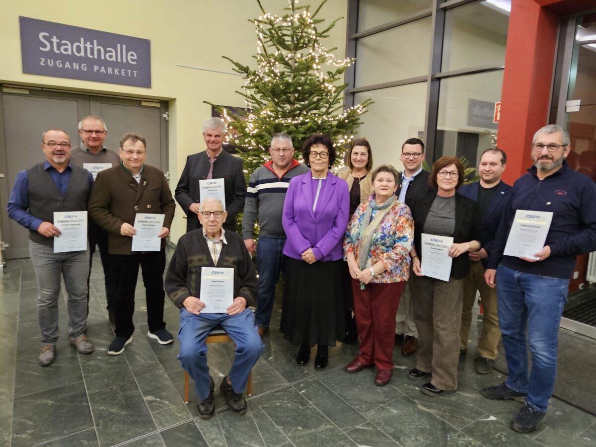 Zusammenhalt prägt CSU-Weihnachtsfeier in Maxhütte-Haidhof