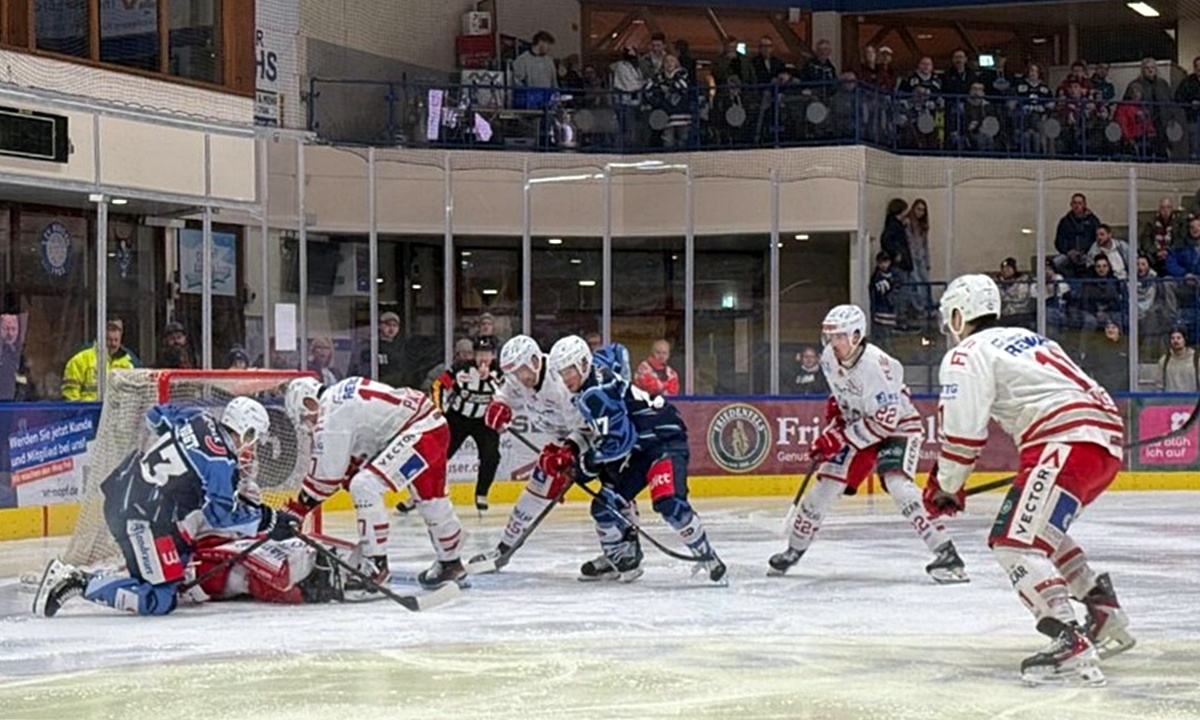 Blue Devils Weiden: Gegen Bietigheim und zum Oberpfalzderby gegen die Eisbären Regensburg
