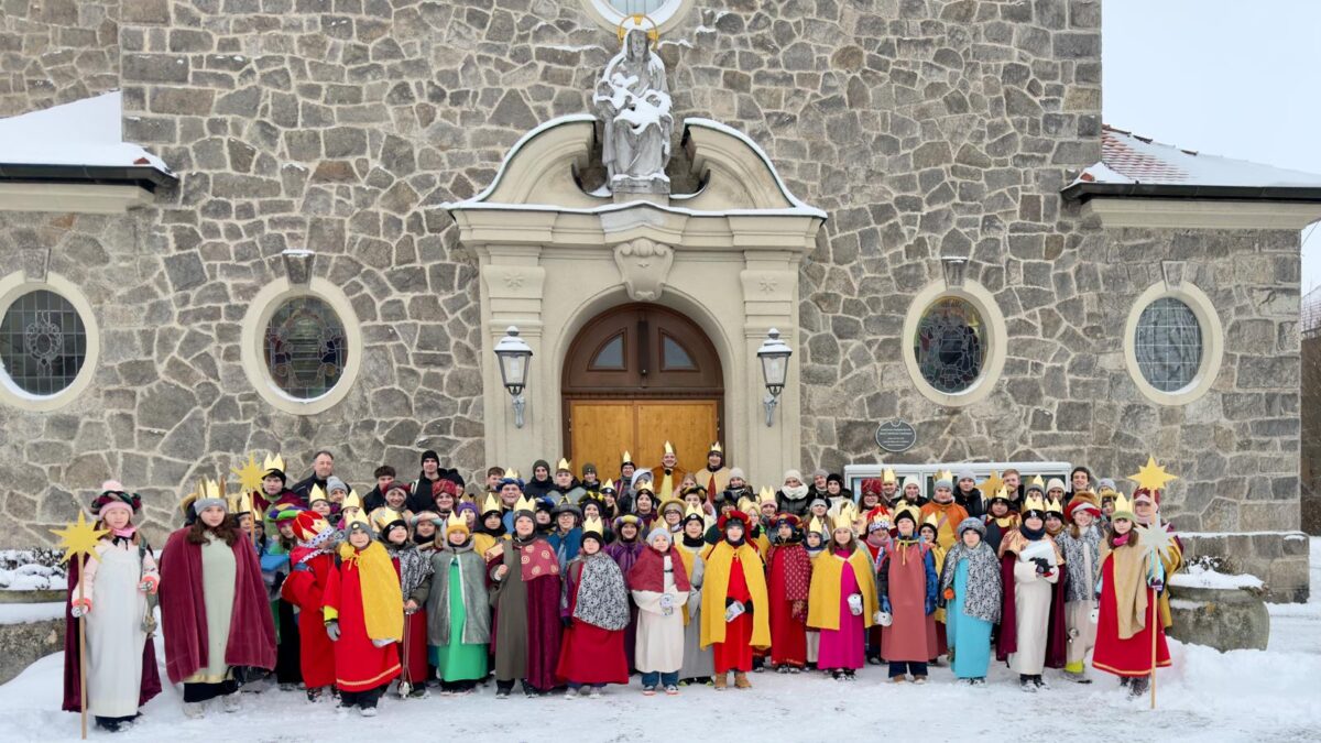 Sternsinger gegen Kinderarbeit in Vohenstrauß und Tännesberg unterwegs