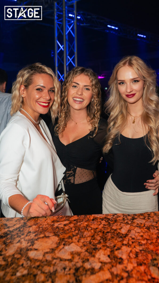 STAGE Ü30: Die Party auf 3 Areas – und der Laden war brechend voll