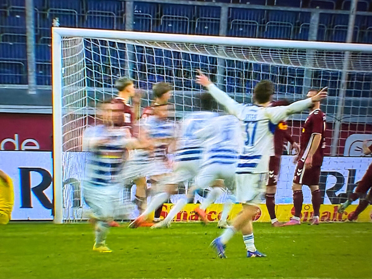 Jahn in Liga 3: Steigbügelhalter für Tabellenführer MSV Duisburg